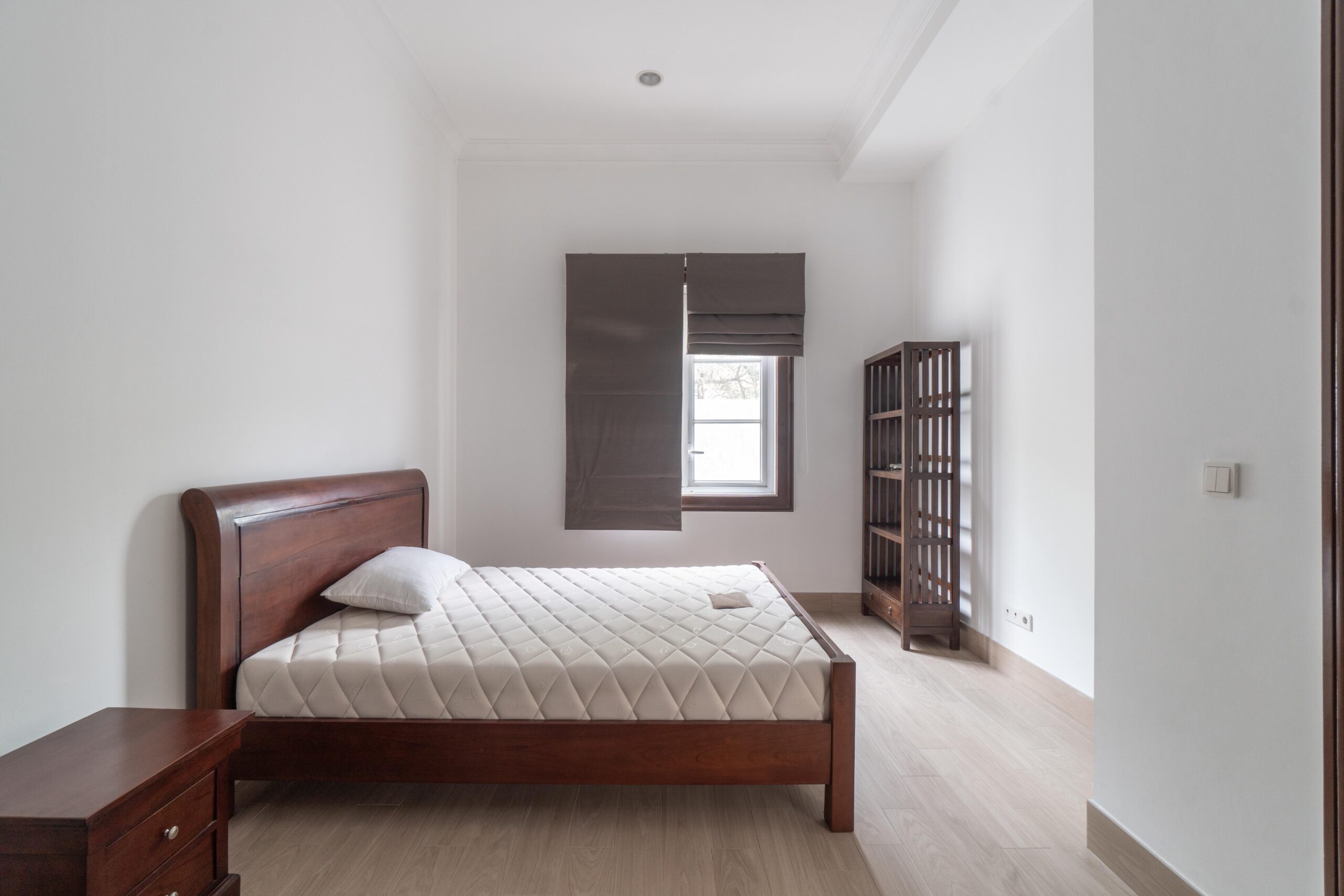 017 - KMG279 - BANGKA XI NO 71 UNIT C - LOLO