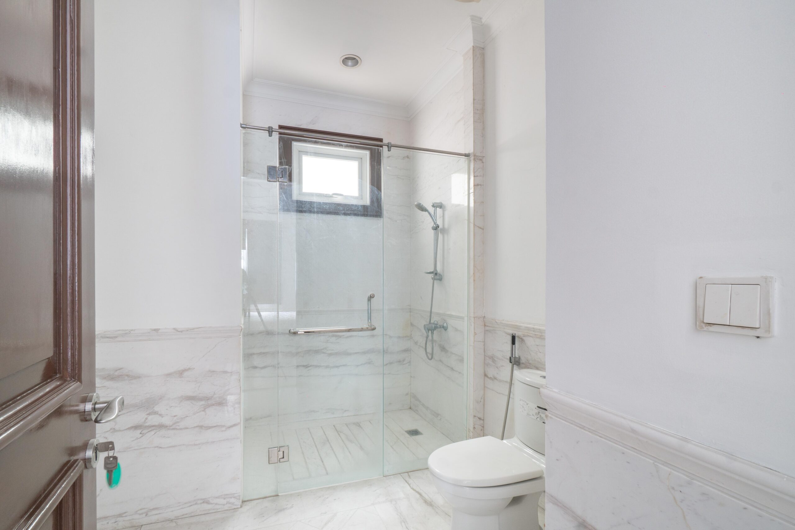 018 - KMG279 - BANGKA XI NO 71 UNIT C - LOLO