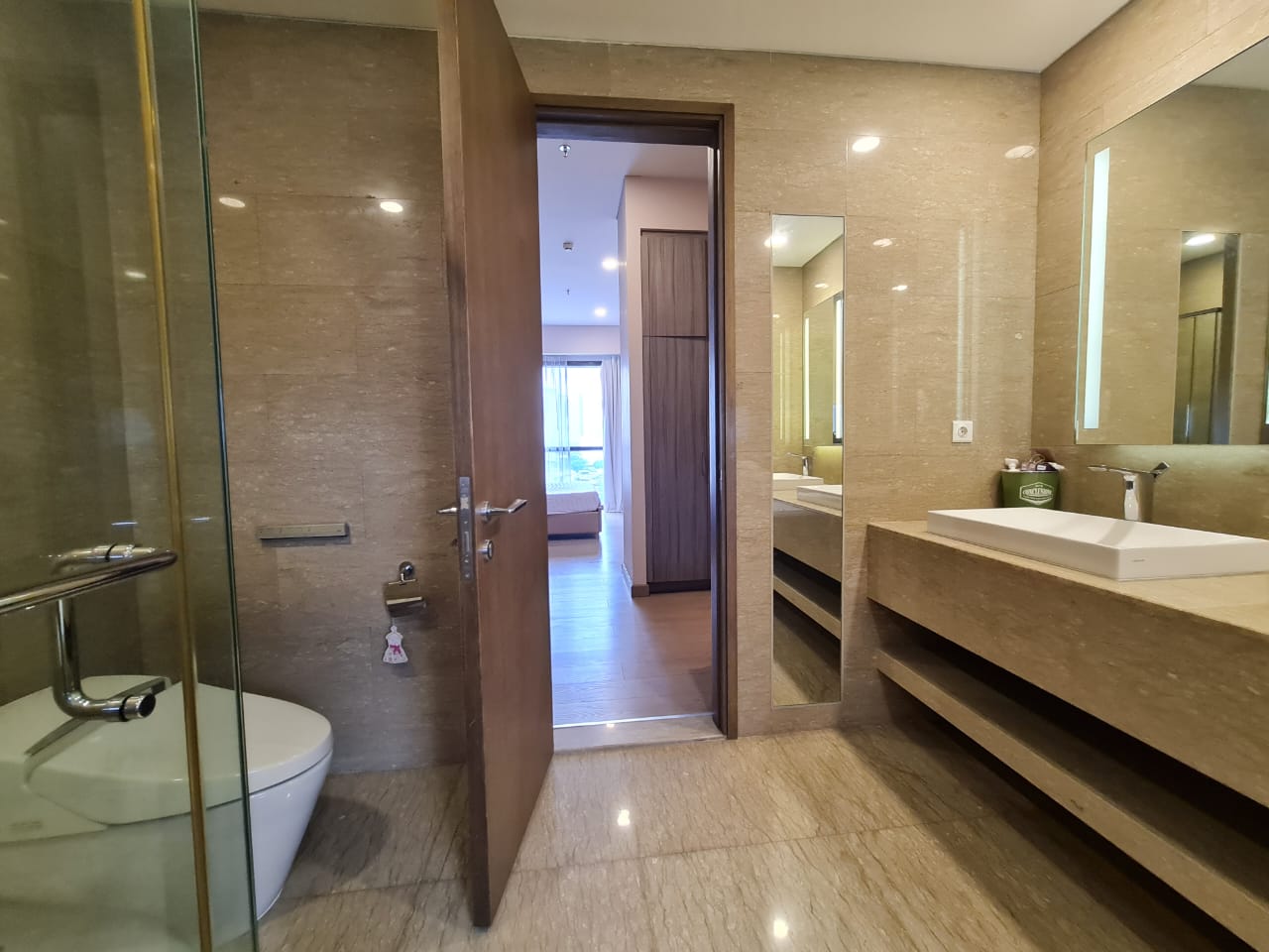 5465fb8c-383b-4f4d-992a-0c2a0aa84396