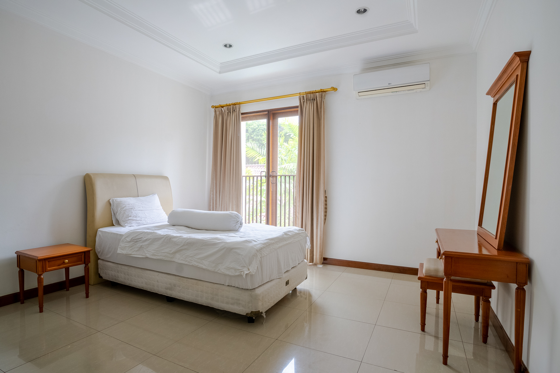 TAMAN PATRA 5 NO .10B - ROMZI-6