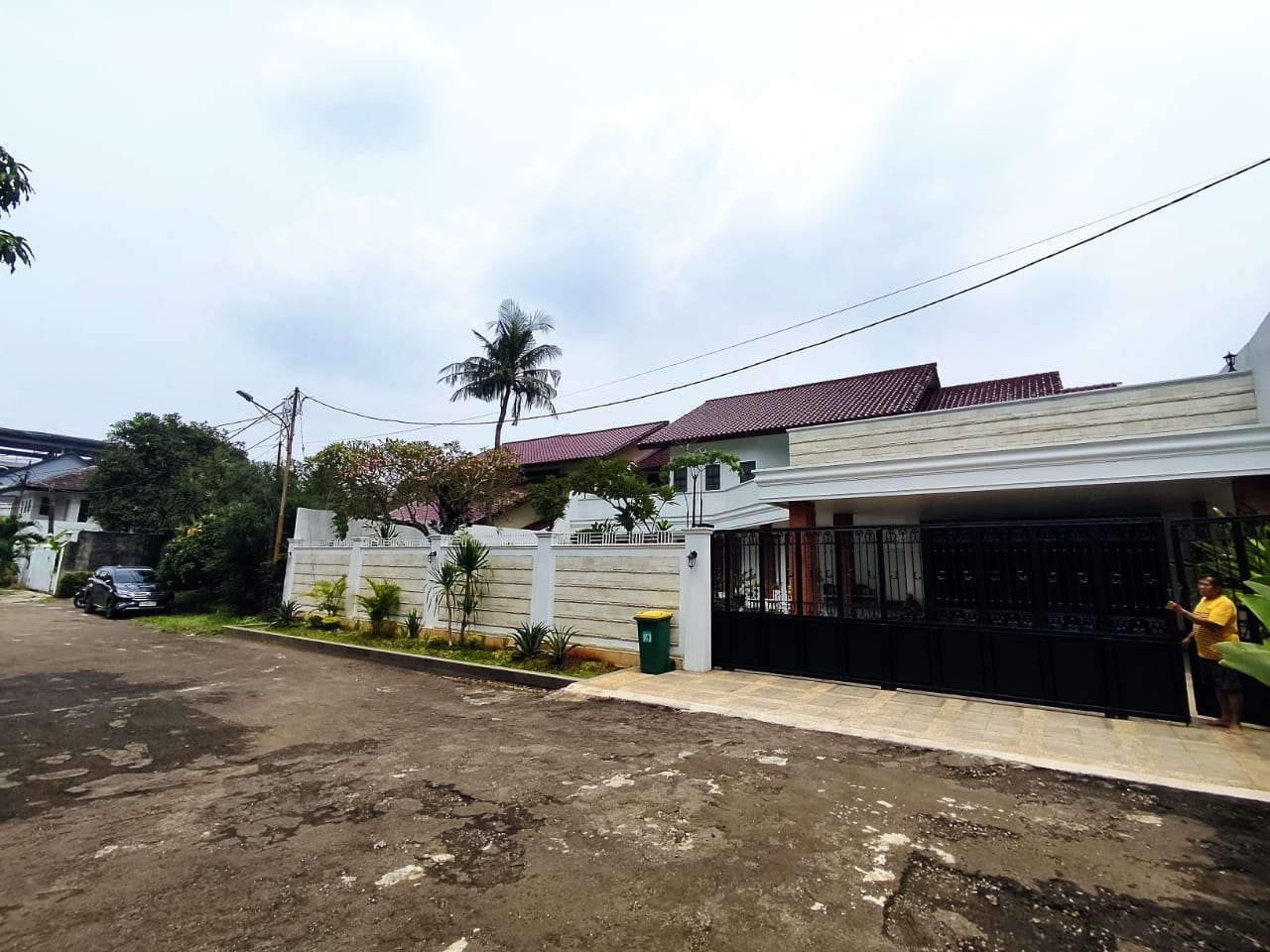 WhatsApp Image 2024-04-05 at 13.09.07 (1)