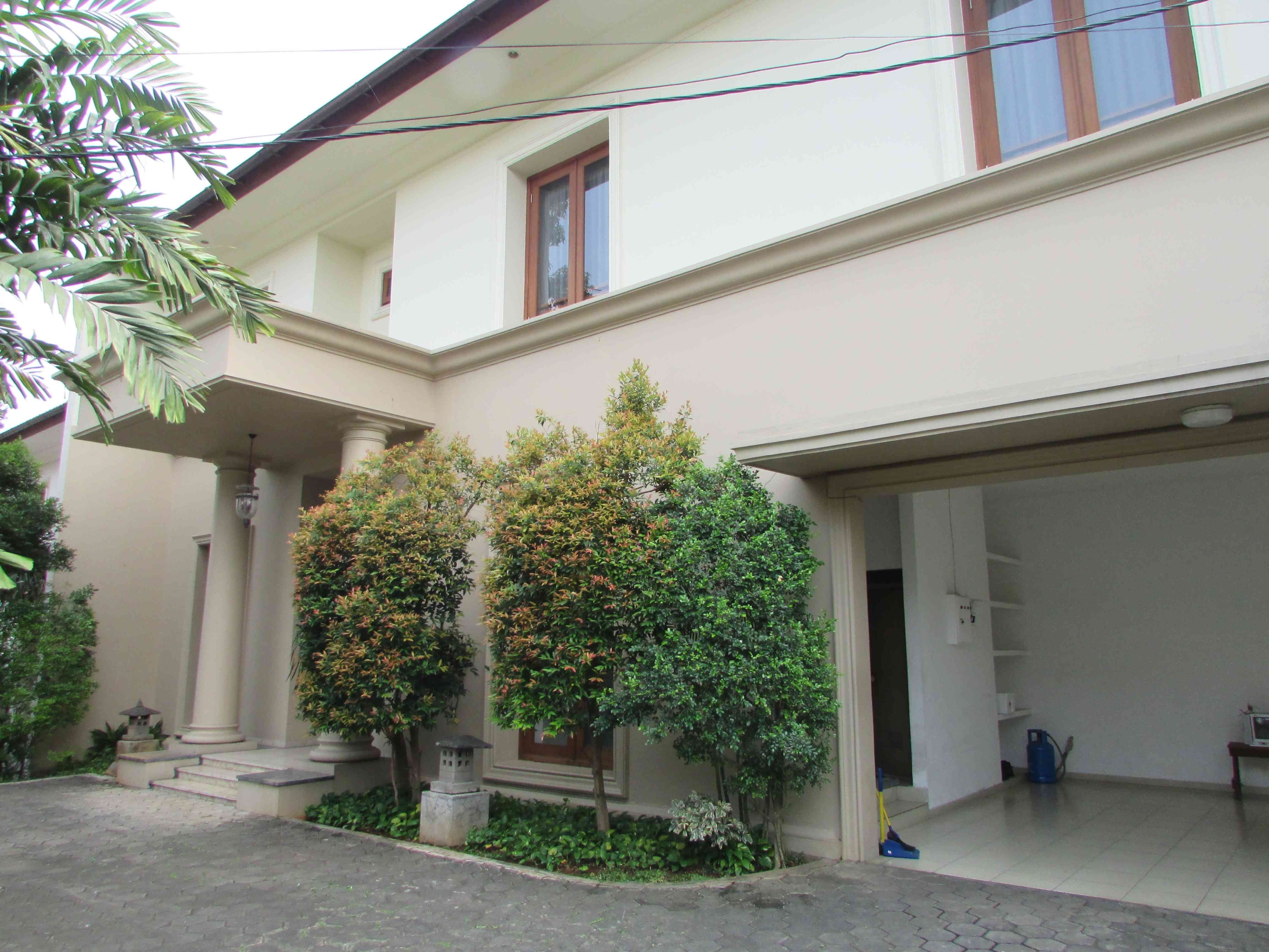 b2ee76e1-a849-4ae7-a3e9-e1da2206f988