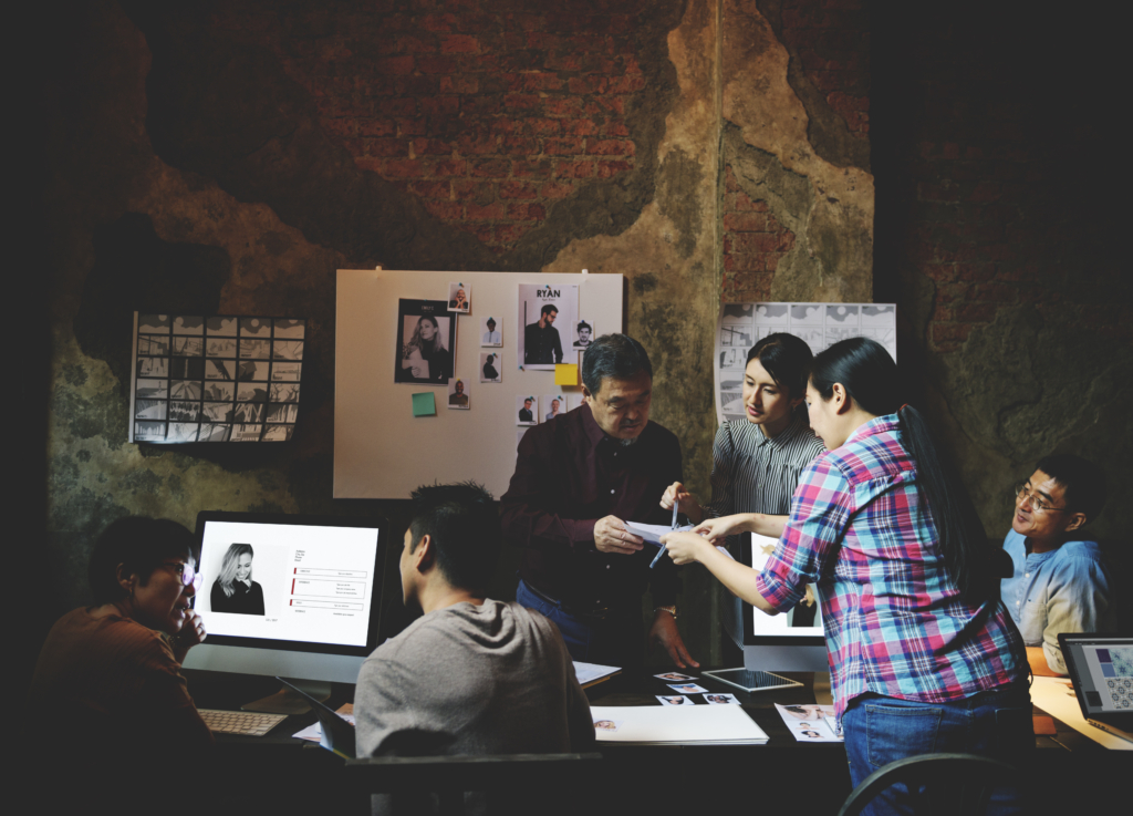 berpindah ke jakarta